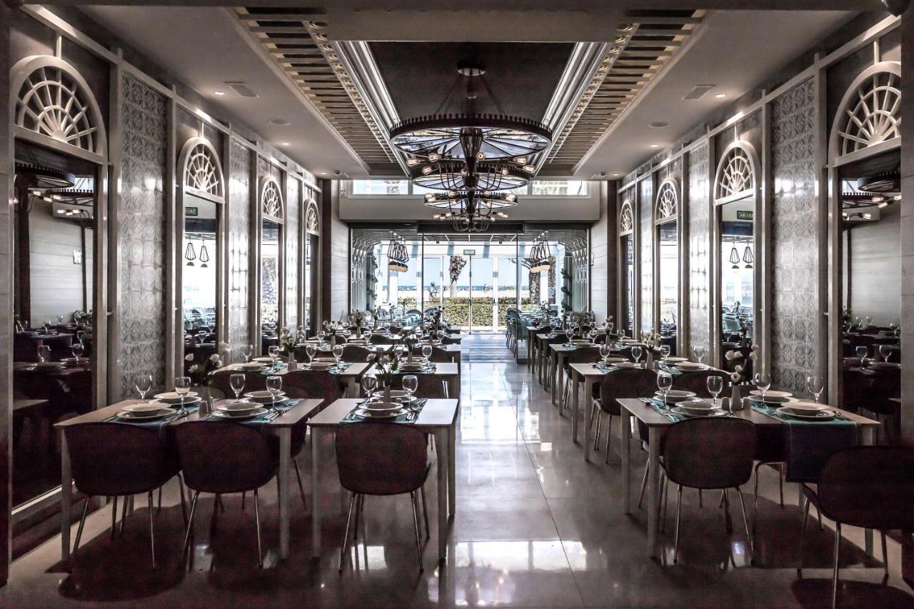 Pamphylia Hotel Valencia Bagian luar foto