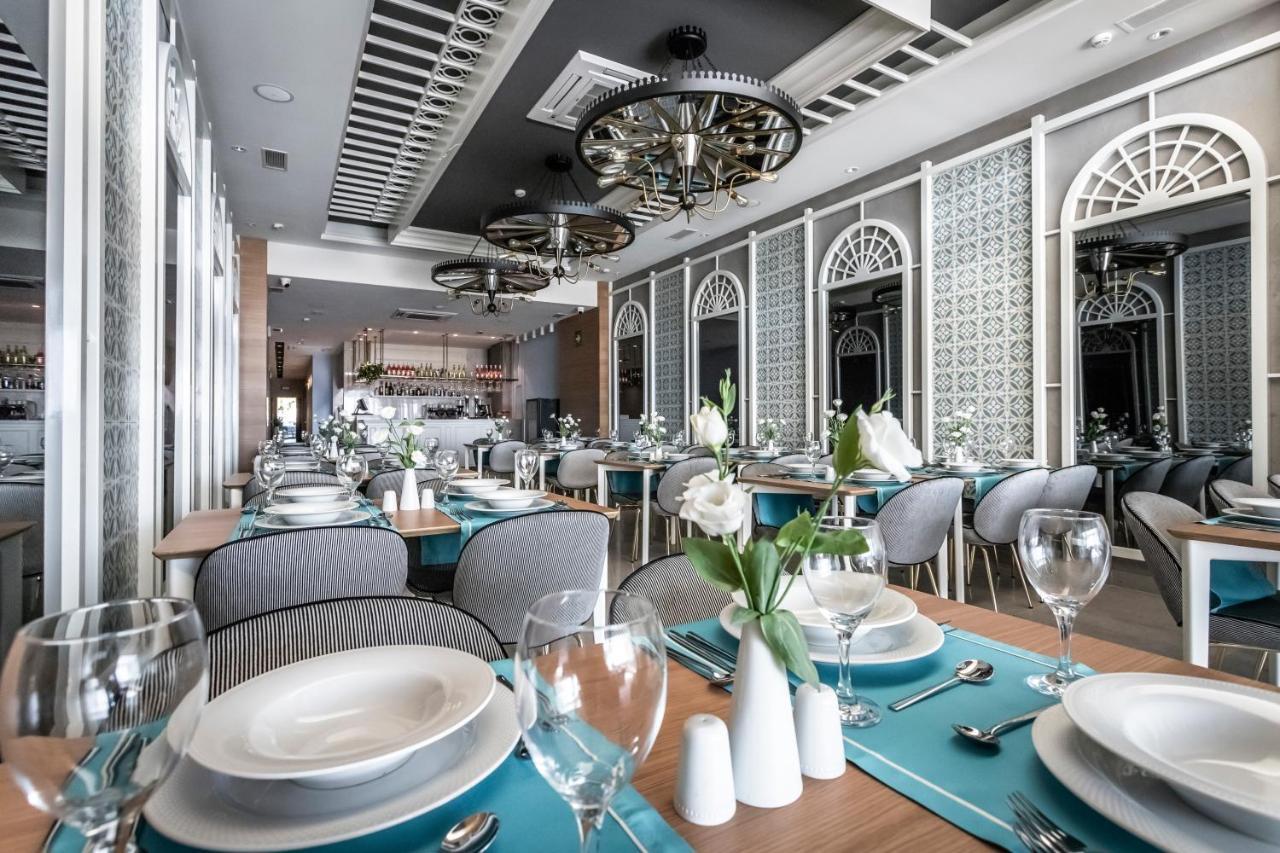Pamphylia Hotel Valencia Bagian luar foto